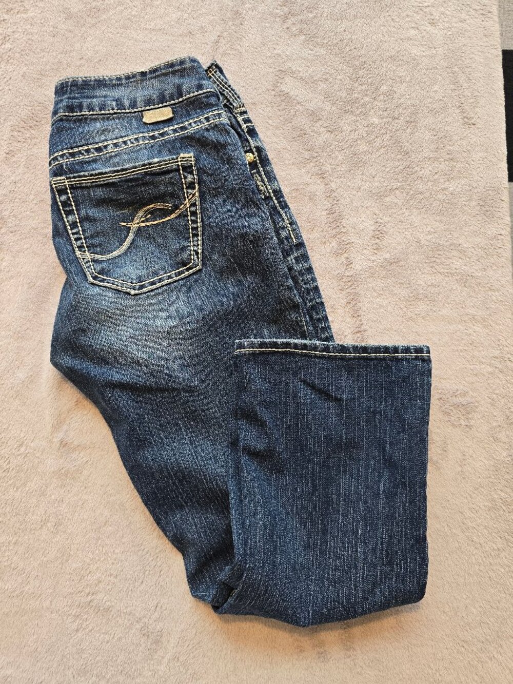 Silver Jeans Suki Capri W29 Dark Wash Thick Stitch Crop Jeans Canadian Design